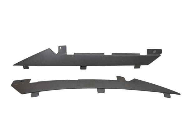 Yamaha - 17 Yamaha Waverunner VX Deluxe Gray Middle Ornamental Covers Panels Left & Right VX1050BS