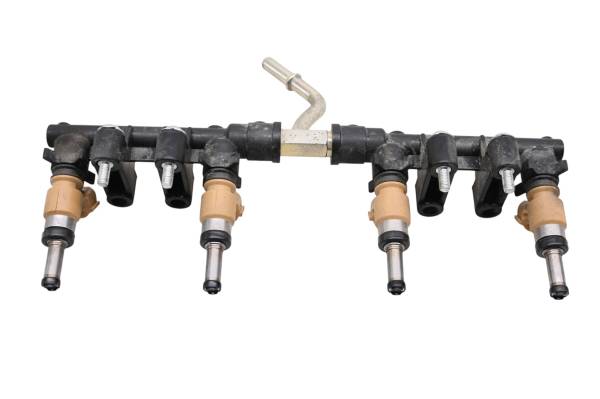 Kawasaki - 17 Kawasaki Z900 ABS Fuel Rail & Injectors