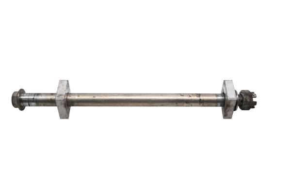 Kawasaki - 17 Kawasaki Z900 ABS Rear Axle Bolt