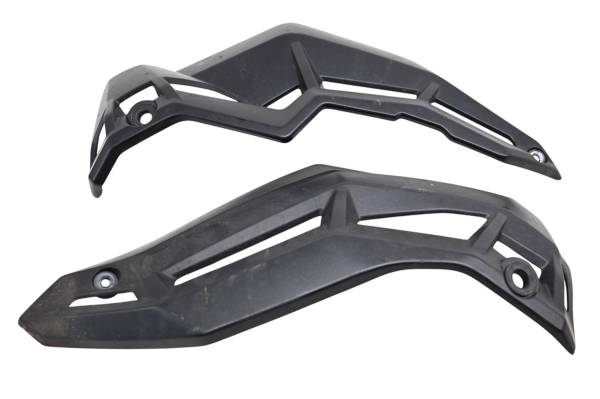 Kawasaki - 17 Kawasaki Z900 ABS Lower Cowlings Left & Right