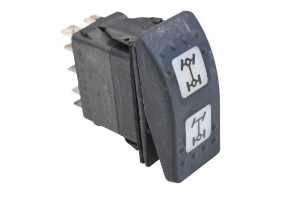 Can-Am - 23 Can-Am Defender Max HD7 4Wd Switch
