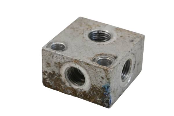 Polaris - 06 Polaris Ranger 500 4x4 EFI Brake Line Joint