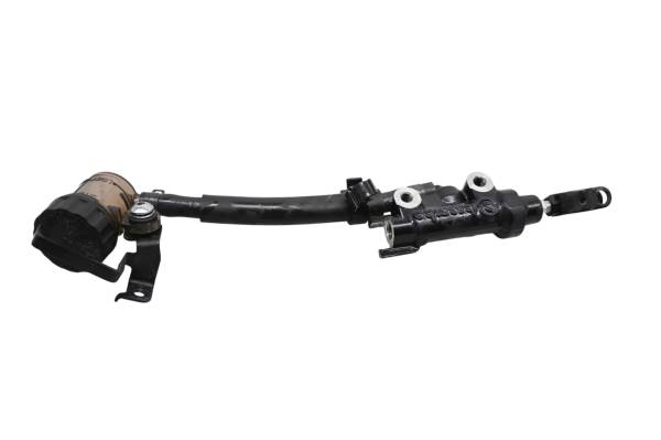 Yamaha - 24 Yamaha XSR900 Rear Brake Master Cylinder
