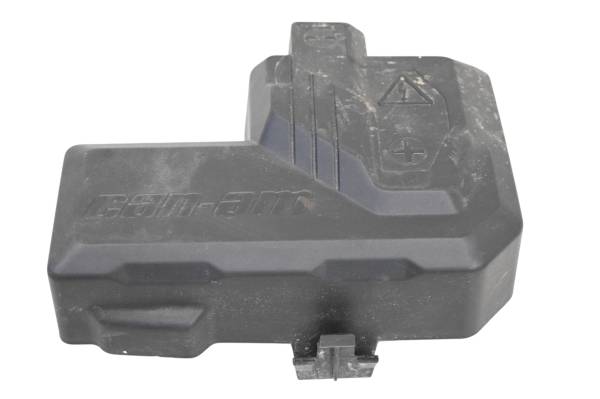 Can-Am - 23 Can-Am Defender Max HD7 Junction Box Cover