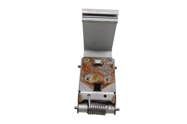 Yamaha - 18 Yamaha Waverunner GP1800 Storage Box Hinge