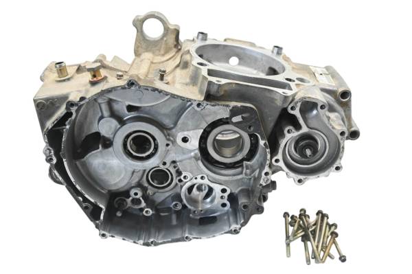 Polaris - 06 Polaris Predator 500 2x4 Crankcase Center Crank Case