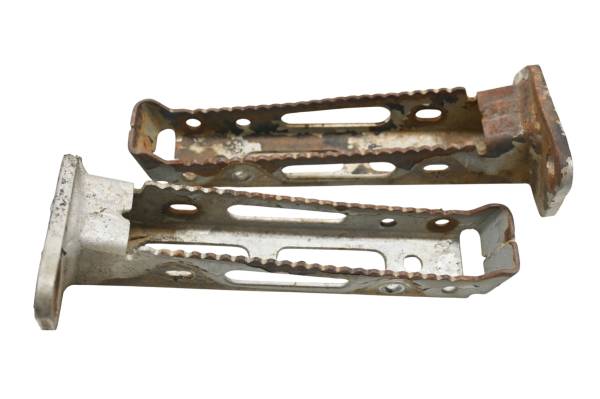 Polaris - 03 Polaris Predator 500 2x4 Foot Pegs