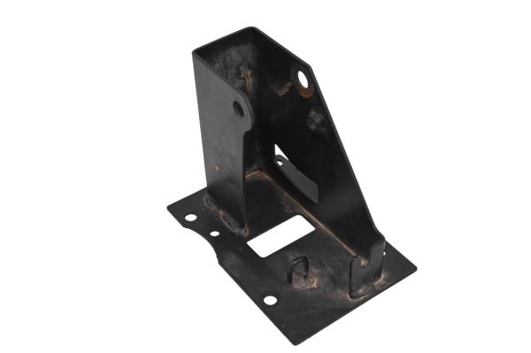 Kubota - 23 Kubota RTV520 Accelerator Pedal Bracket