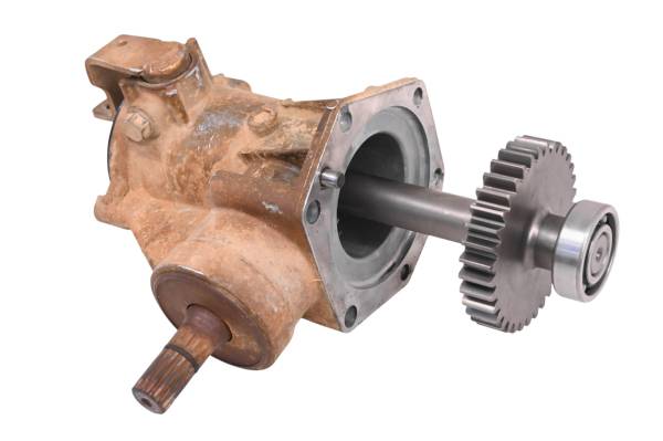 Kubota - 23 Kubota RTV520 Transmission Output Case