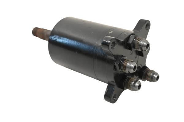 Kubota - 16 Kubota RTV-X900W Hydraulic Power Steering Valve