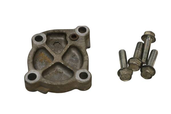 Kubota - 16 Kubota RTV-X900W Hst Piston Cover