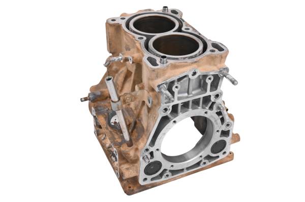 Kubota - 23 Kubota RTV520 Crankcase Center Crank Case & Cylinders
