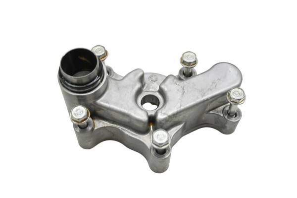 Honda - 20 Honda Talon 1000X Oil Pump Cover