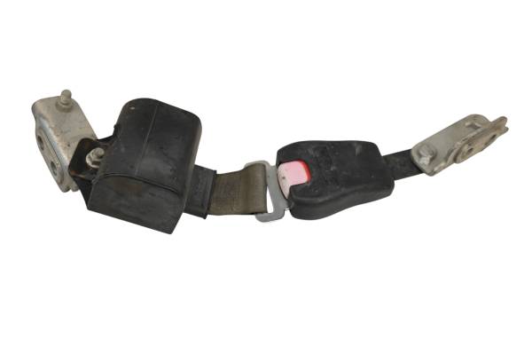 Kubota - 18 Kubota RTV-X900W Seat Belt Assembly
