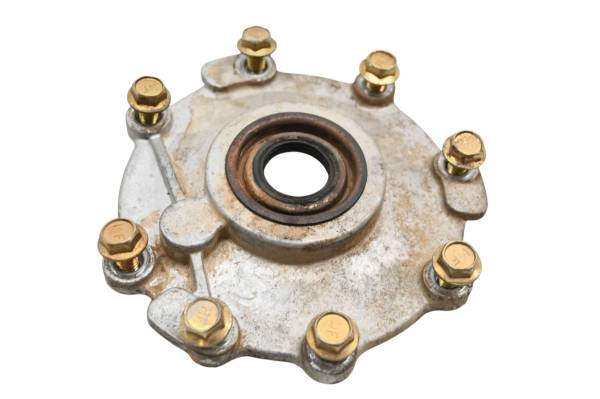 Polaris - 99 Polaris Scrambler 500 4x4 Front Differential Housing Output Cover