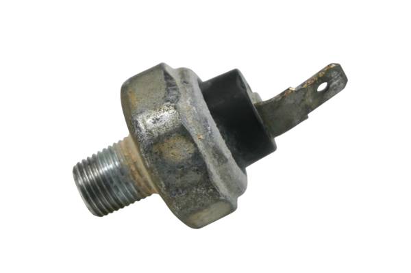 Kubota - 16 Kubota RTV500 -A/H Oil Pressure Sensor