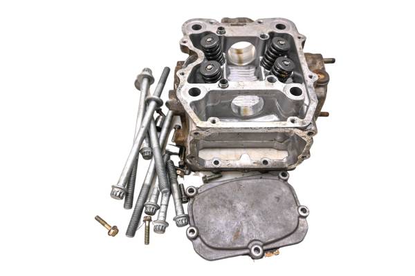 Polaris - 00 Polaris Sportsman 500 4x4 Cylinder Head