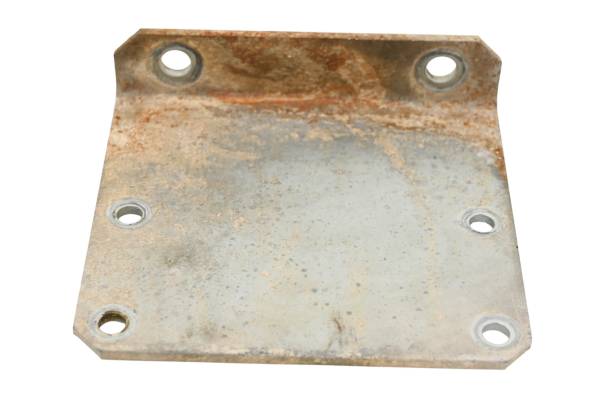 Kubota - 16 Kubota RTV500 -A/H Engine Bracket Rear Mount