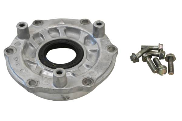Kubota - 16 Kubota RTV500 -A/H Crankshaft Engine Cover