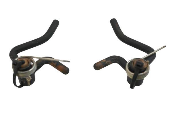 Kubota - 16 Kubota RTV500 Left & Right Tailgate Arms
