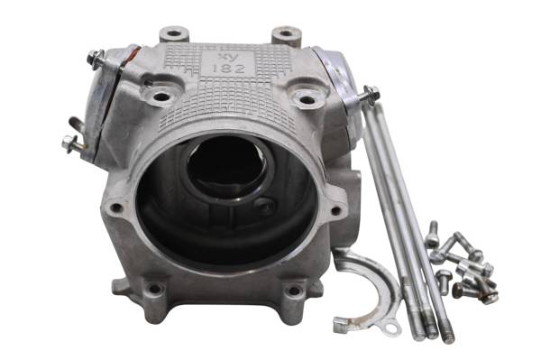 23 Bighorn Explorer 450 VXL-T Cylinder Head