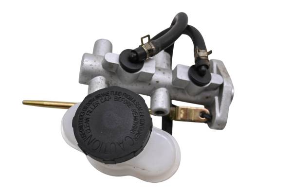 23 Bighorn Explorer 450 VXL-T Front Brake Master Cylinder