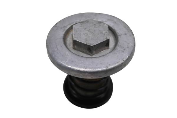 23 Bighorn Explorer 450 VXL-T Oil Filter Cover