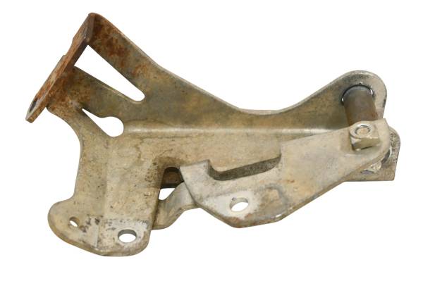 Kubota - 17 Kubota RTV-X1140 Cargo Bed Lift Cylinder Bracket Mount