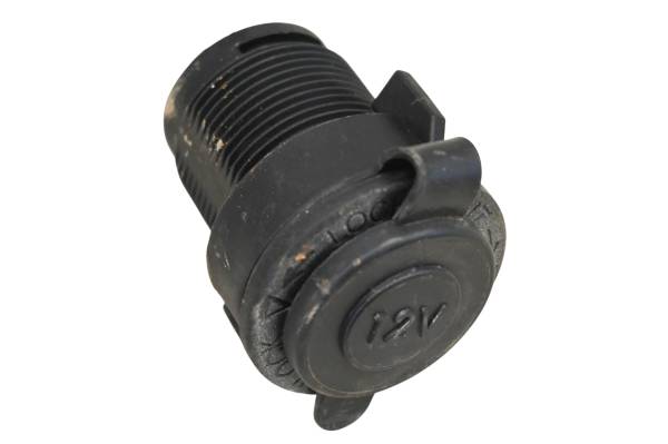 Can-Am - 18 Can-Am Outlander Max 650 XT 4x4 12 Volt Accessory Outlet 12V