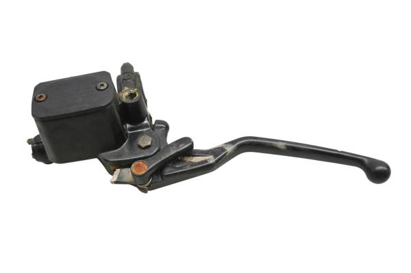 Can-Am - 18 Can-Am Outlander 650 XMR Front Brake Master Cylinder & Lever