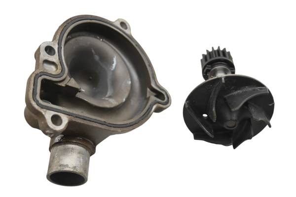 Can-Am - 18 Can-Am Outlander 650 XMR Water Pump Cover & Impeller