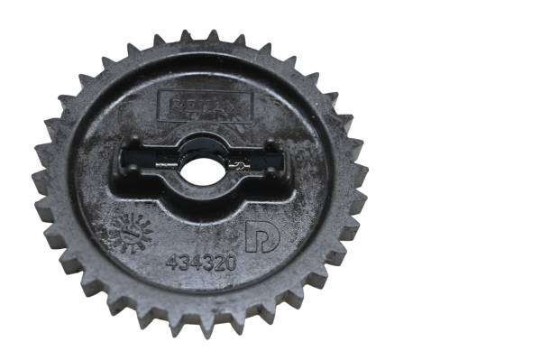 Can-Am - 18 Can-Am Outlander 650 XMR Oil Pump Gear