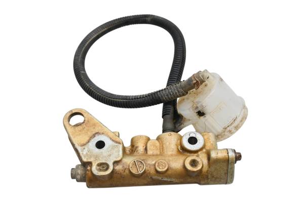 Can-Am - 18 Can-Am Outlander 650 XMR Rear Brake Master Cylinder