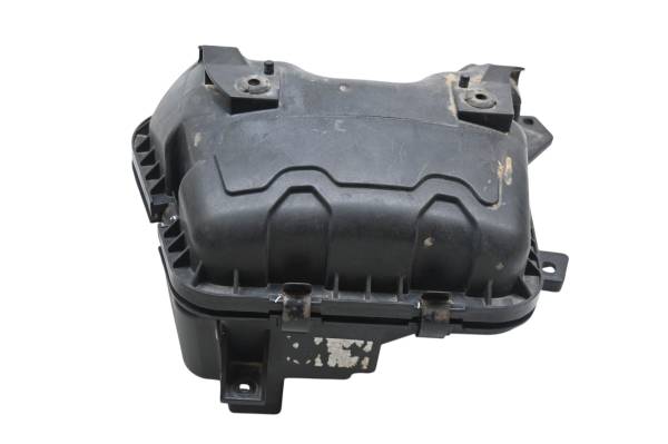 Can-Am - 11 Can-Am Outlander 500 Max XT Air Box Silencer Assembly