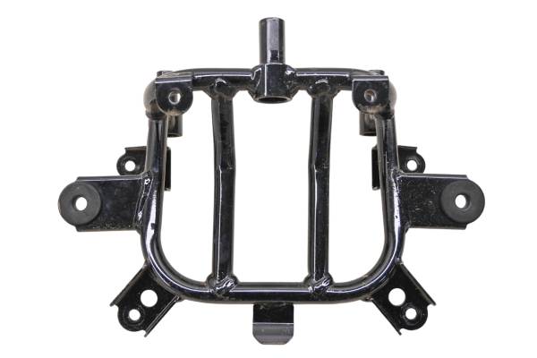 Suzuki - 05 Suzuki Burgman 650 Passenger Back Rest Bracket Mount AN650