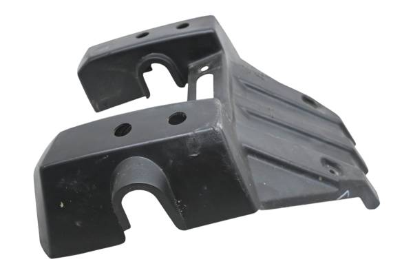 Can-Am - 11 Can-Am Outlander 500 Max XT Front Bumper Guard Plate