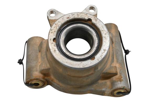 Polaris - 23 Polaris Pro-XD Mid-Size Crew Rear Right Spindle Knuckle