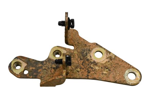 Polaris - 21 Polaris Pro XD 4000D Rear Routing Bracket Mount