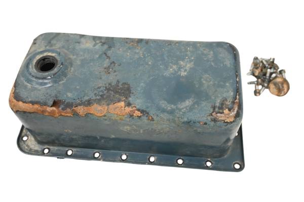 Polaris - 21 Polaris Pro XD 4000D Oil Pan Cover
