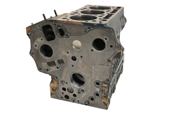 Polaris - 21 Polaris Pro XD 4000D Crankcase Center Crank Case & Cylinders