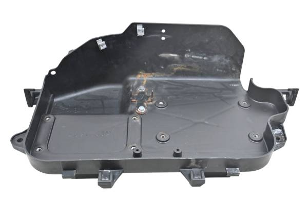 Yamaha - 17 Yamaha Waverunner FX LTD SVHO Rear Electrical Cover