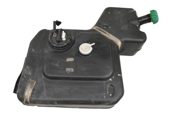 Polaris - 21 Polaris Pro XD 4000D Gas Tank & Fuel Pump
