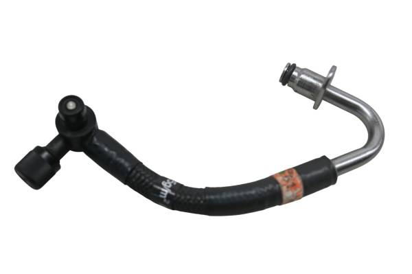 20 Harley-Davidson FXBB Street Bob Fuel Line