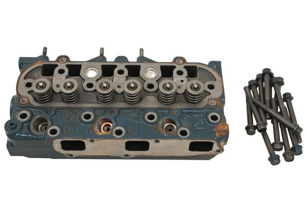 Polaris - 21 Polaris Pro XD 4000D Cylinder Head