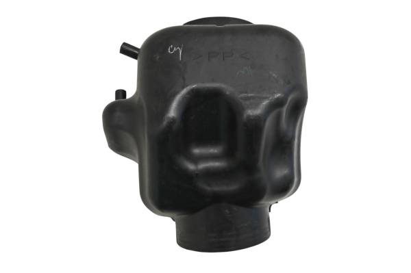 Yamaha - 17 Yamaha Wolverine R-Spec EPS Secondary Air Cleaner Box YXE700
