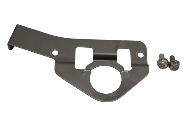 Yamaha - 17 Yamaha Wolverine R-Spec EPS Oil Pump Chain Guide Bracket YXE700