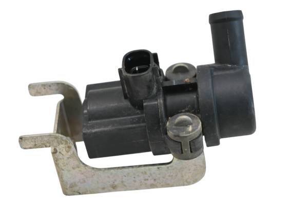 Yamaha - 17 Yamaha Wolverine R-Spec EPS Air Cut Valve YXE700