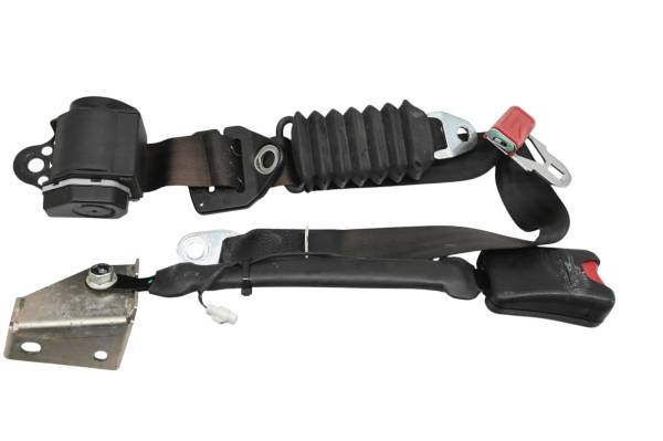 Yamaha - 17 Yamaha Wolverine R-Spec EPS Drivers Side Seat Belt Assembly YXE700