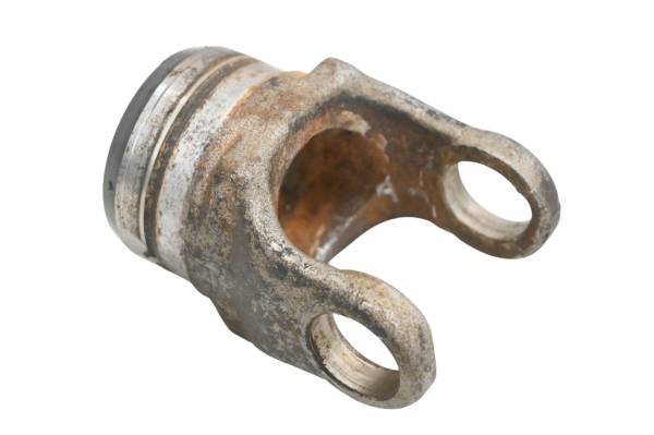 Yamaha - 17 Yamaha Wolverine R-Spec EPS Front Drive Shaft Yoke YXE700