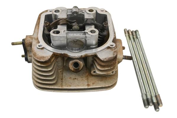 Polaris - 23 Polaris Phoenix 200 2x4 Cylinder Head